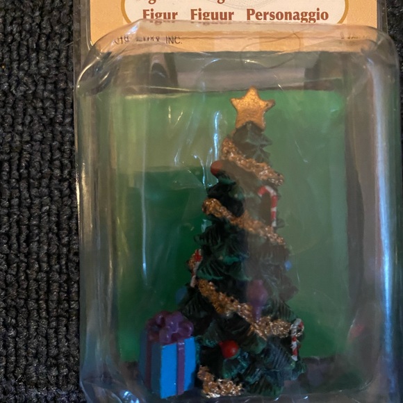 Miniature Christmas Tree Christmas Village Piece - Picture 3 of 3